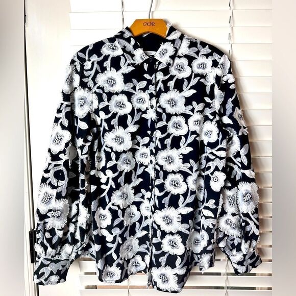 Chicos, long sleeve button-down top size 1.5 - Picture 1 of 6